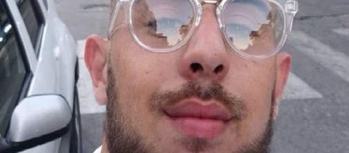 Brindisi, il padre del 19enne ucciso sotto casa si sfoga su Facebook
