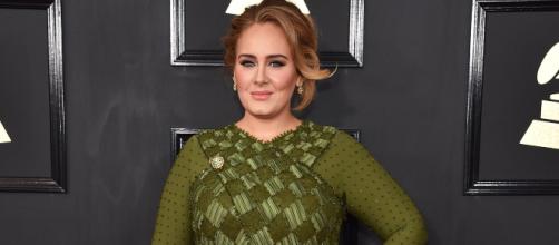 Adele ha solicitado el divorcio