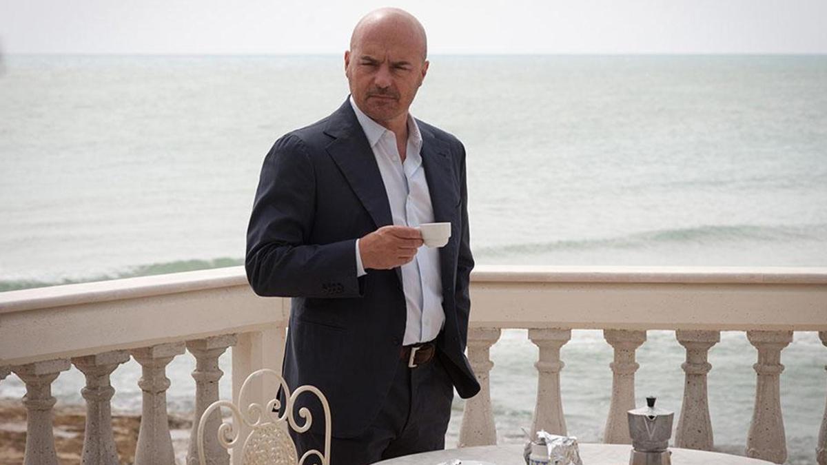 IL COMMISSARIO MONTALBANO GRATIS SCARICA