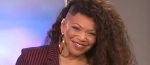 Tisha Campbell appears on B&B on October 6.(Image Source:CBS-YouTube.)