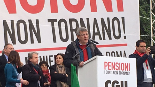 Pensioni, Landini (Cgil): 'Il problema non è Quota 100 ma cambiare legge Fornero'