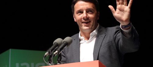 Matteo Renzi pronto ad addio al Pd: dialogo con Mara Carfagna di Forza Italia.
