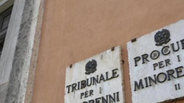 Messina: novantenne picchiata e abusata da due minorenni prima di essere derubata