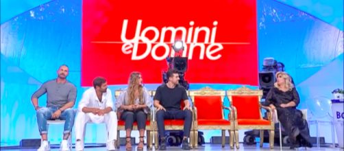 Uomini e Donne: Alessandro Zarino e Sara Tozzi, i primi tronisti presentati