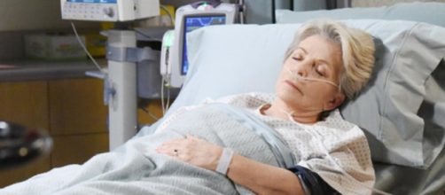 Julie and Kate dying in 'DOOL' (image by Twitter verified DOOL account)