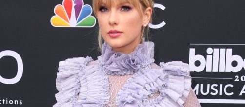 Taylor Swift: uno stalker è stato arrestato nei pressi della sua casa di Rhode Island.