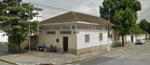 Fachada da Delegacia de Defesa da Mulher de Cubatão, onde o caso foi registrado (Reprodução/Google Street View)