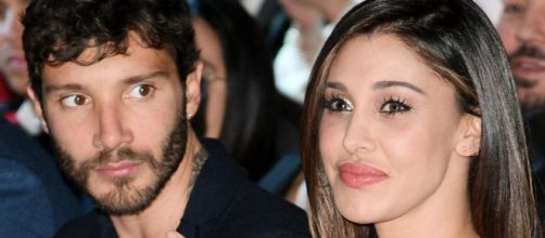 Stefano De Martino emoziona con gli auguri a Belen Rodriguez: 'Con te i momenti più belli'.