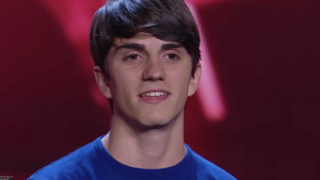 Emanuele Crisanti, in arte Nuela: la sua hit "Carote" è già un tormentone