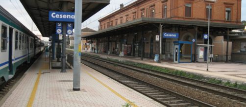 Cesena: 13enne litiga con i genitori e si getta sotto un treno