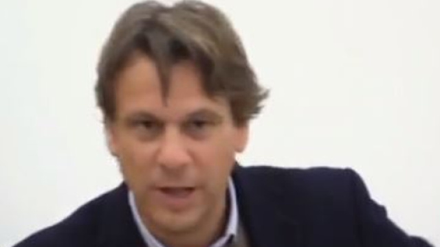 Nicola Porro si scaglia contro le tasse 'green'.