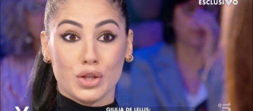 Giulia De Lellis: il suo libro che racconta i tradimenti dell'ex Andrea Damante è campione di vendite.