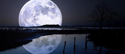 Oroscopo del giorno 9 settembre 2019 | Astrologia, classifica e previsioni: la Luna approda in Acquario