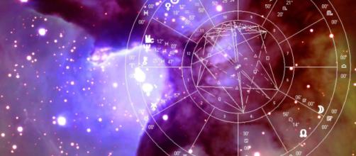 Oroscopo di domani 19 marzo 2019 | Astrologia, classifica e previsioni: la Luna arriva nel segno della Vergine