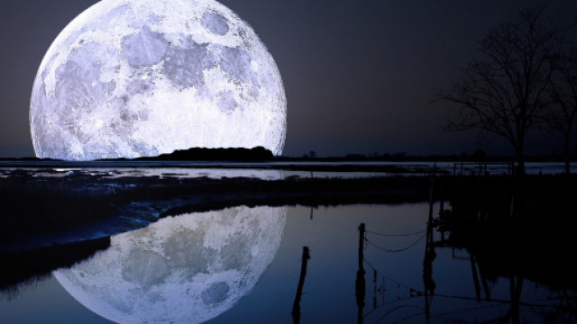 Oroscopo del giorno 9 settembre 2019 | Astrologia, classifica e previsioni: la Luna approda in Acquario