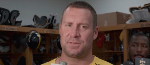 Roethlisberger is 0-5 against Brady and the Patriots at Gillette Stadium. [Image Source: Pittsburgh Steelers/YouTube]