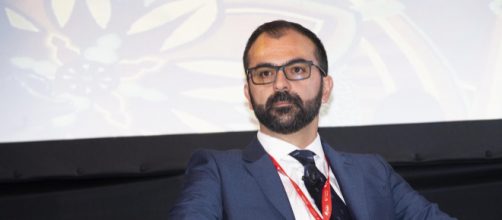 Fioramonti è il nuovo Ministro dell'Istruzione.