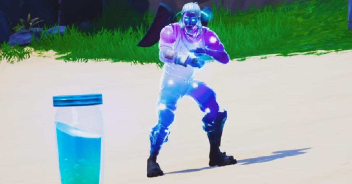 Fortnite Sheild Glitch Fortnite Player Finds A Huge Exploit Which Automatically Refills Shields