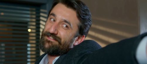 Hakan cercherà di uccidere Nazli per ferire Ferit.