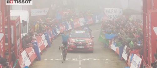 Vuelta Espana: Fuglsang vince a La Cubilla, Roglic allunga ancora