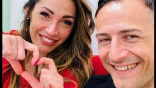 Uomini e Donne, Ida e Riccardo innamorati e Capodanno: baci e complicit&agrave; su Instagram.