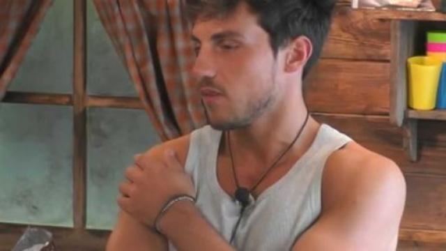 Gennaro Lillio a Daniele Dal Moro: 'Sei un falso'.