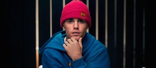Justin Bieber demande à ses fans de tricher pour que son nouveau titres soit dans le classement top charts. Credit: Instagram/justinbieber