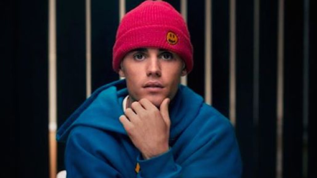 Justin Bieber demande à ses fans de tricher pour que son nouveau titres soit dans le classement top charts. Credit: Instagram/justinbieber
