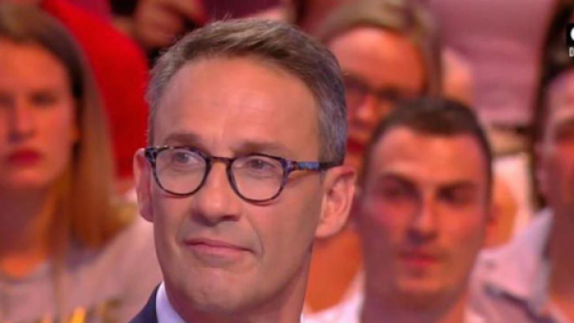 Julien Courbet s'est confié sur la mort de son père. Credit: Capture d'écran/ C8