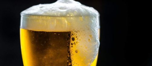 Laudo da polícia indica que cerveja pode ter causado doença. (Arquivo Blasting News)