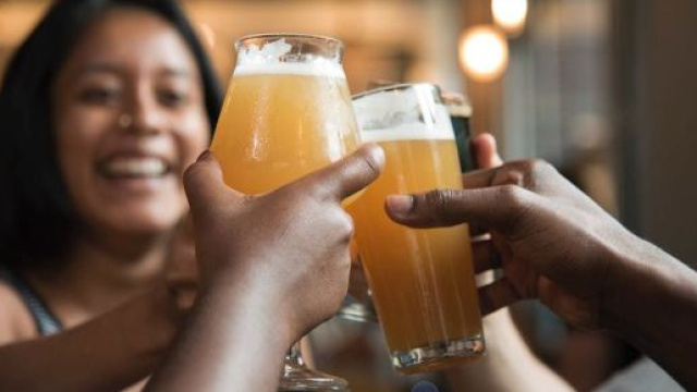 L'Occitanie et la Nouvelle Aquitaine sont les régions qui consomment le plus d'alcool en France. Credit: Pexels