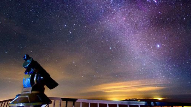 L'oroscopo del 17 gennaio: venerdì emozionante per il Sagittario, umore top per l'Acquario