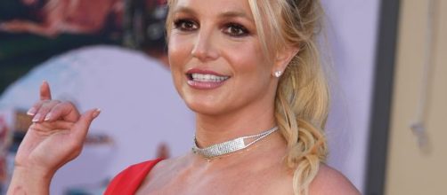 Britney Spears posando muy sonriente