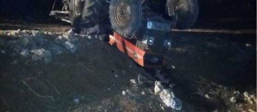 Un agricoltore di Ostuni ha perso la vita a causa del ribaltamento del suo trattore.