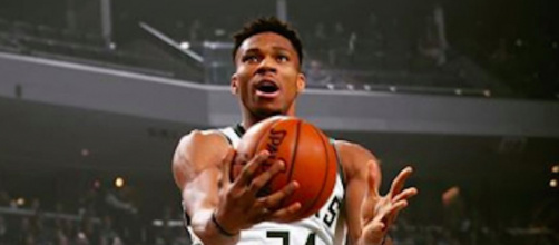 Giannis vient de franchir la barre des 10 000 points en NBA (Instagram : giannis_an34)