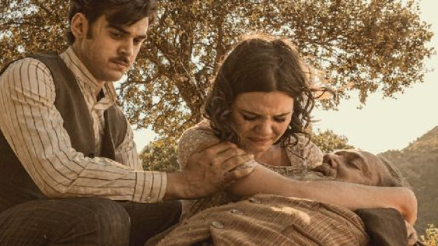 Il Segreto spoiler: Paco Del Molino perde la vita tra le braccia della figlia Marcela