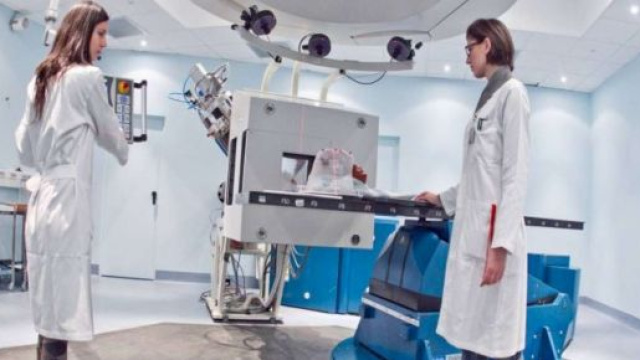 A Pavia, per la prima volta al mondo, curata un'aritmia ventricolare con fasci di protoni.