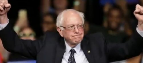 Bernie Sanders brushes off Hillary Clinton, Joe Biden criticism while campaigning in Iowa. [Image source/CBS This Morning YouTube video]
