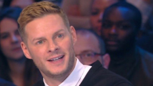 TPMP : Matthieu Delormeau révèle que sa famille a appris qu'il était homosexuel à travers la presse people. Credit: Capture/C8