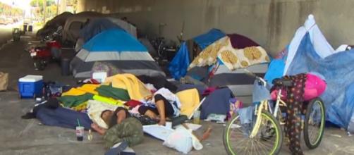 Paradise Lost: Homeless in Los Angeles. Image source/KOMO News YouTube video]