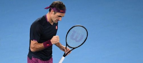 Roger Federer batte John Millman in cinque set e stacca il biglietto per gli ottavi agli Australian Open.