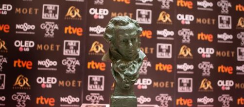 Estatuilla de los premios Goya