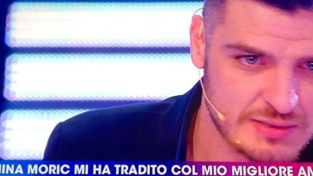 Luigi Favoloso ospite da 'Live - non è la d'Urso'