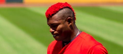 Puig with his hair dyed in Indians colors. [image source: Erik Drost- Flickr]