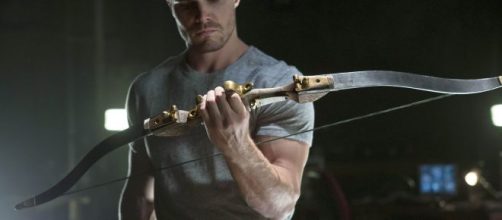 So what does a REAL archer think of Arrow's form? (Hint: He's ... - syfy.com [Blasting News library]