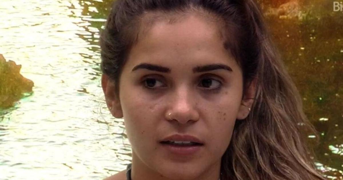 No 'BBB20', Gizelly reclama da saída de Lucas Chumbo ...