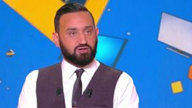 Cyril Hanouna se moque des programmes TV du réveillon du 31. Credit: Capture d'écran/C8