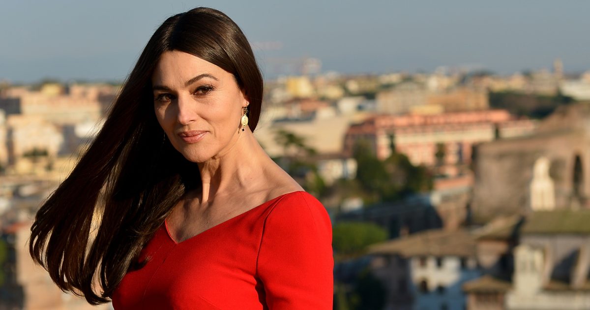 Sanremo Amadeus Sull Assenza Di Monica Bellucci Non C è La Lampada Di Aladino