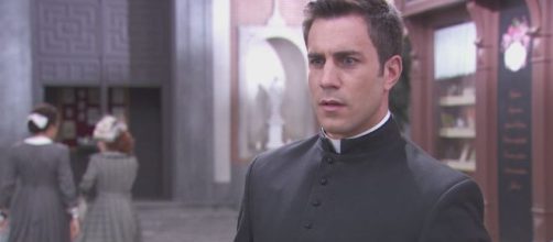 Padre Telmo decide di violare la quarantena per aiutare Celia e Felipe