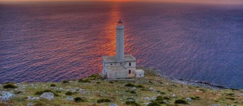Il Faro di Punta Palacia, Otranto : è il luogo, d'Italia, dove è sorta la prima alba del 2020